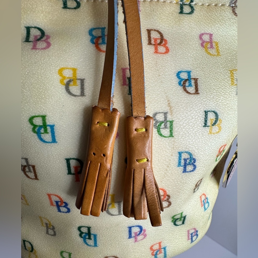 ๐ #223 Dooney & Bourke Vintage Y2K Rainbow Monogram Bucket Bag - Picture 8 of 13